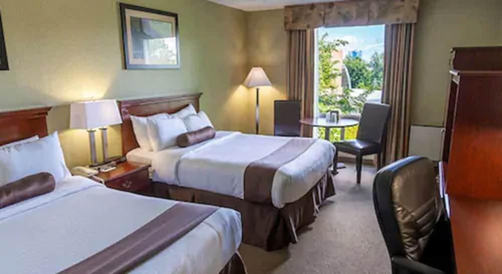 The Oakes Overlooking The Falls Hotel 4*