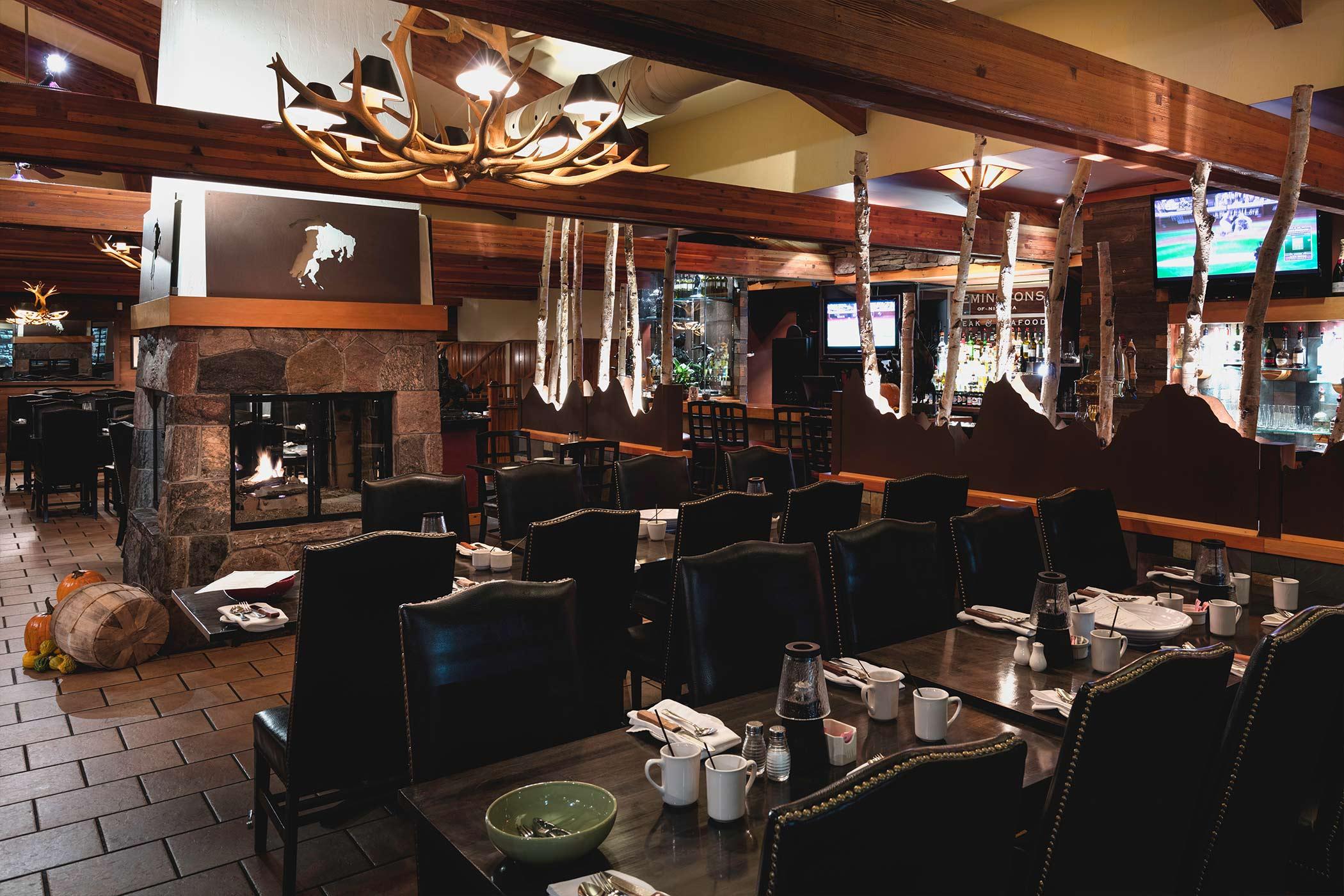 The Oakes Overlooking The Falls Hotel