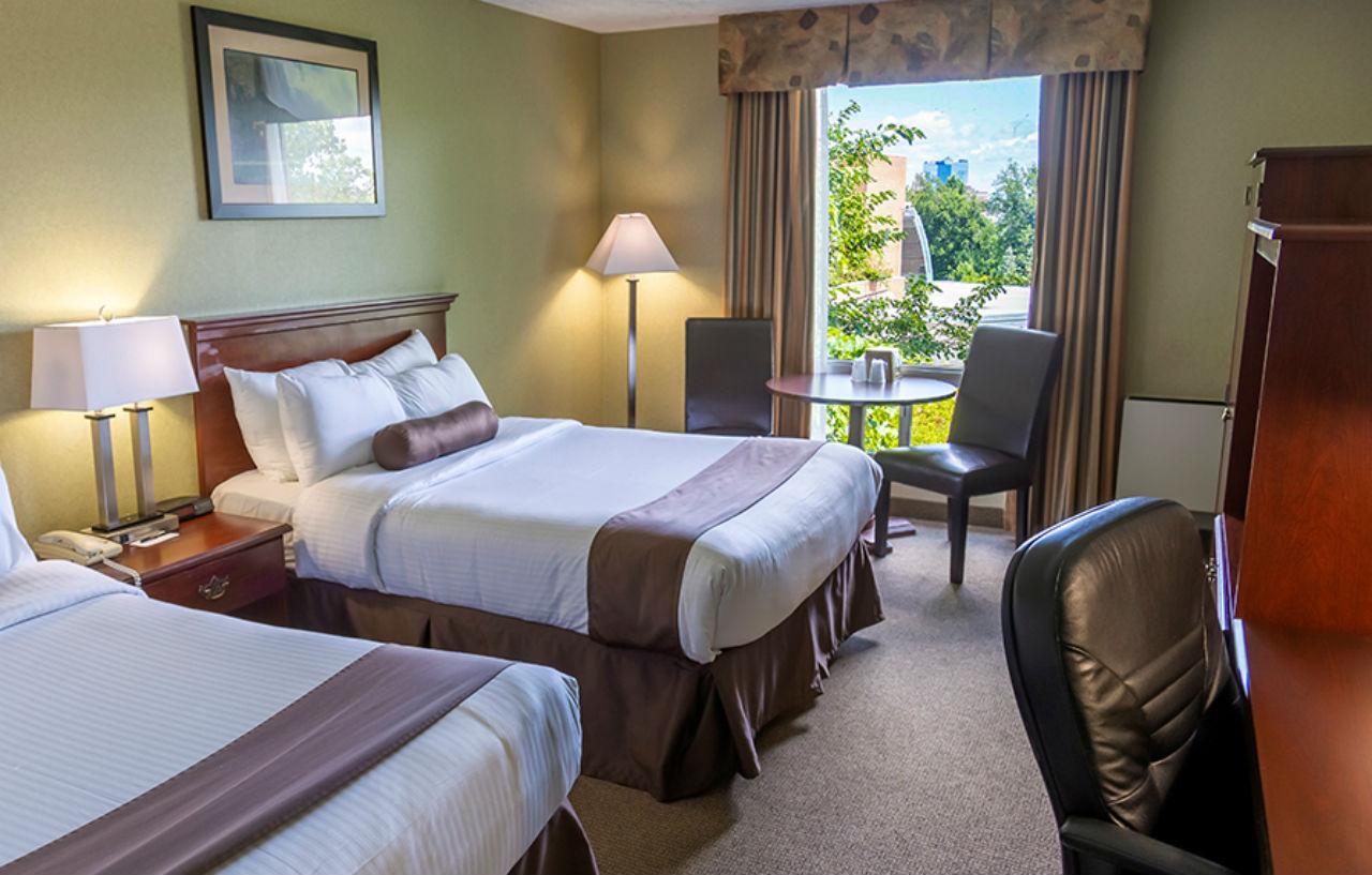 The Oakes Overlooking The Falls Hotel 4*